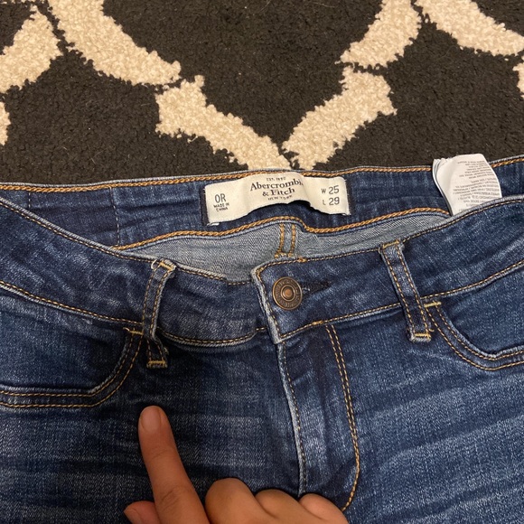 Abercrombie and Fitch jeans - Picture 3 of 3